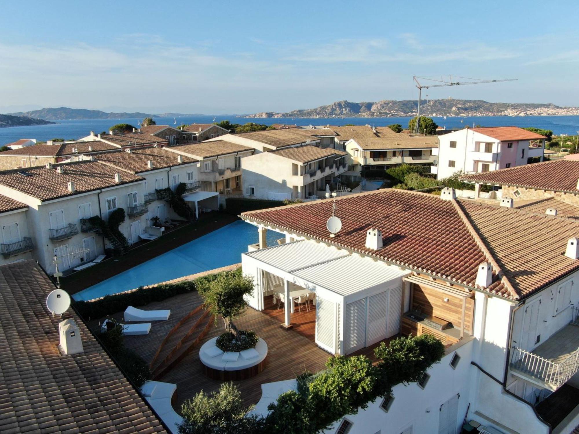 La Sciumara Resort Palau Bagian luar foto